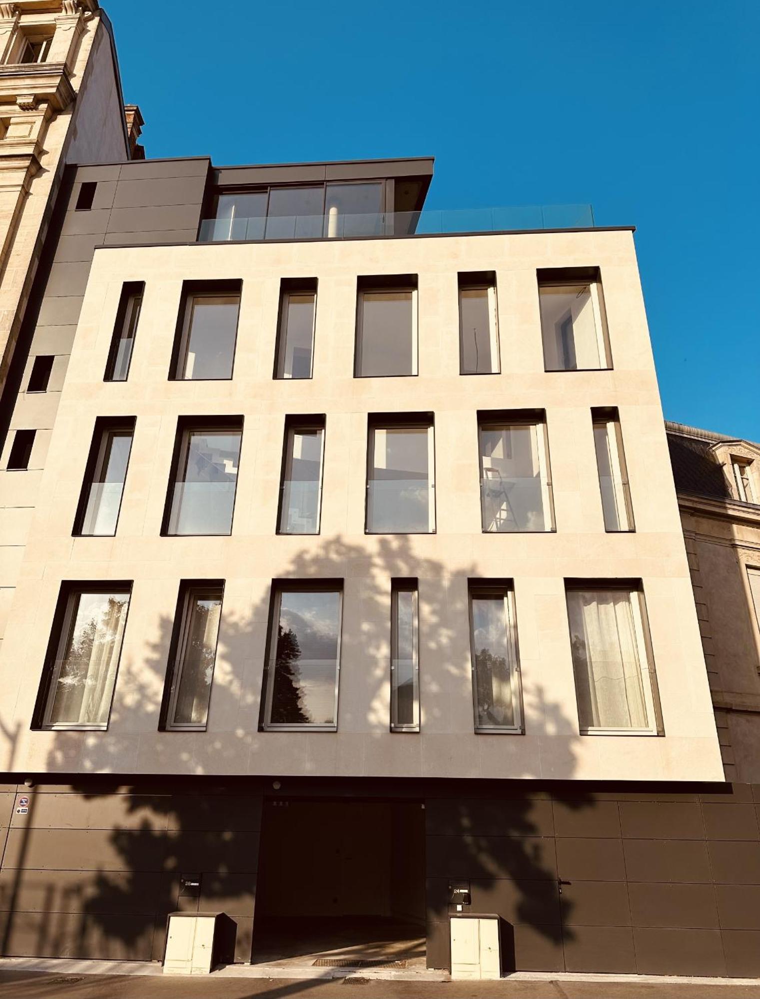 Loft Menorca & Spa 5 Etoiles Au Coeur De Nancy Bagian luar foto